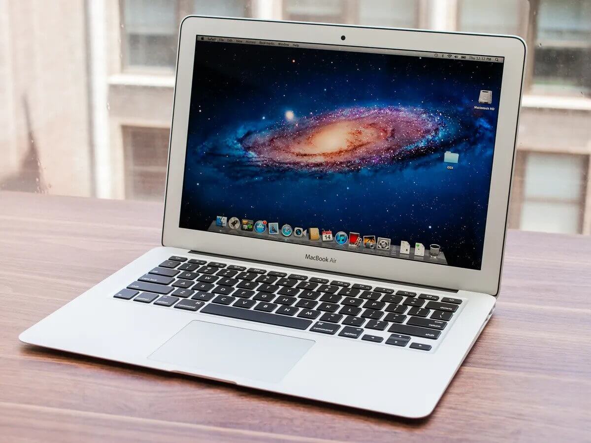Apple MacBook Pro MD101LL